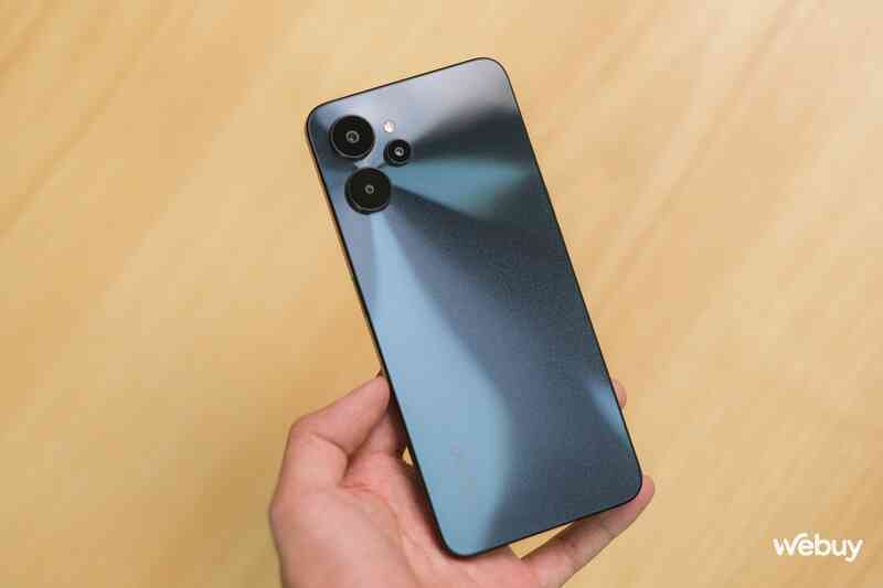 Trên tay bộ đôi realme 10 5G và realme 10 Pro: Thiết kế thời trang, cấu hình khá, giá chỉ từ hơn 5 triệu đồng - Ảnh 16. Trên tay bộ đôi realme 10 5G và realme 10 Pro: Thiết kế thời trang, cấu hình khá, giá chỉ từ hơn 5 triệu đồng - Ảnh 16.