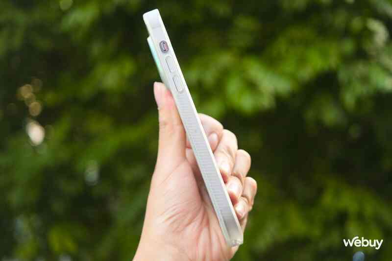 Ốp lưng ZAGG cho iPhone 14 thiết kế đẹp, có vòng MagSafe, chống sốc 1,5m, giá chỉ từ 700.000 đồng