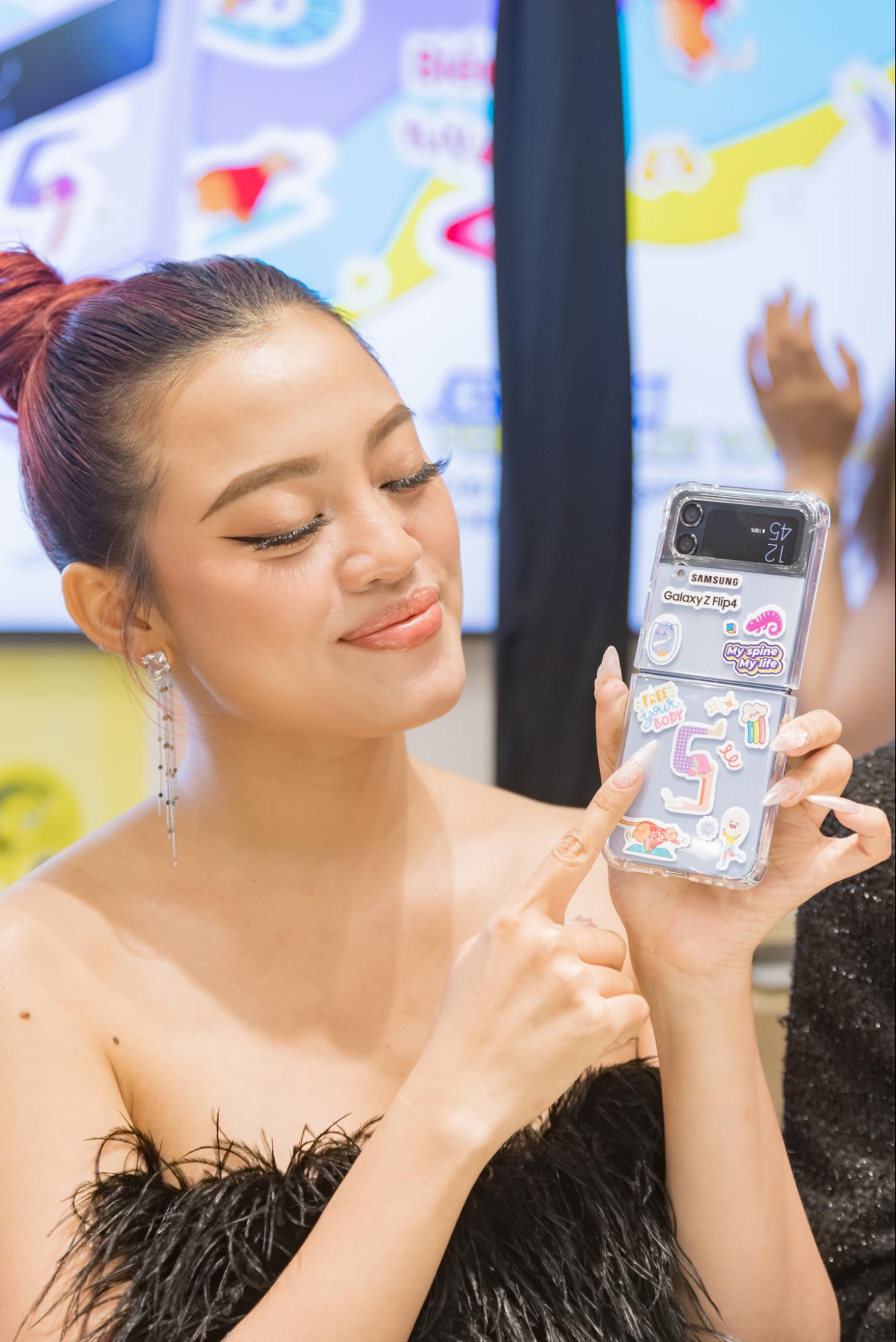 Cách Samsung dần khiến Galaxy Z Flip4 trở nên gần gũi hơn với giới trẻ - Ảnh 9.