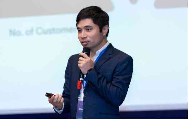 CEO akaBot: Liên minh người và máy: Công nghệ song hành kiến tạo cuộc sống hạnh phúc hơn - Ảnh 4. CEO akaBot: Liên minh người và máy: Công nghệ song hành kiến tạo cuộc sống hạnh phúc hơn - Ảnh 4.