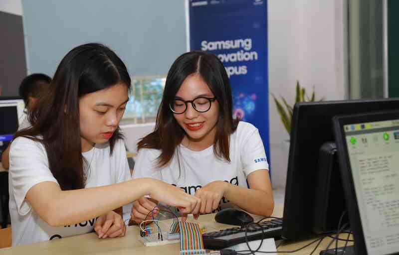 Giới trẻ Việt đang được trao những cơ hội kiến tạo tương lai như thế nào? - Ảnh 3. Giới trẻ Việt đang được trao những cơ hội kiến tạo tương lai như thế nào? - Ảnh 3.