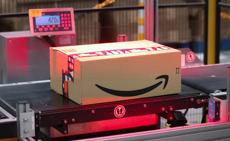 Ác mộng của nhân viên Amazon: Có người 20 tuổi nhưng trông không khác gì ngoài 50 - Ảnh 2. Ác mộng của nhân viên Amazon: Có người 20 tuổi nhưng trông không khác gì ngoài 50 - Ảnh 2.