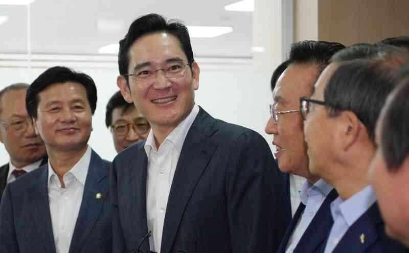 Chủ tịch Samsung Lee Jae-yong đến Hà Nội khánh thành trung tâm R&D lớn nhất Đông Nam Á, quy mô 220 triệu USD
