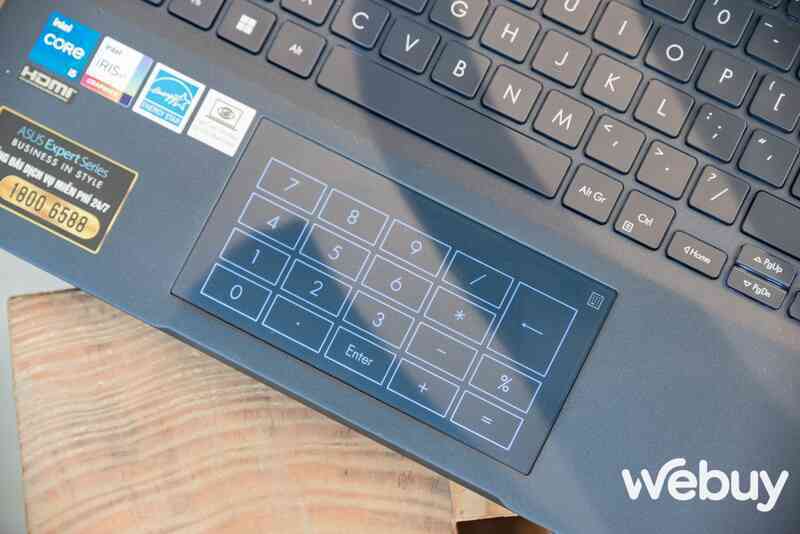 Trải nghiệm nhanh ASUS ExpertBook B5 Flip: Laptop nhỏ gọn cho dân văn phòng nhưng lại cực kỳ đa năng - Ảnh 16. Trải nghiệm nhanh ASUS ExpertBook B5 Flip: Laptop nhỏ gọn cho dân văn phòng nhưng lại cực kỳ đa năng - Ảnh 16.