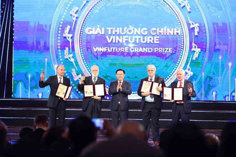 Điểm lại 10 sự kiện ICT nổi bật năm 2022 - Ảnh 3. Điểm lại 10 sự kiện ICT nổi bật năm 2022 - Ảnh 3.
