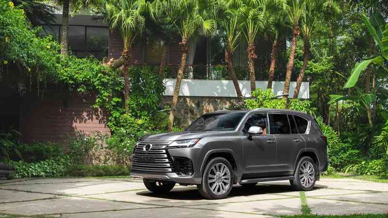 Chuyên gia nhận định về kết quả Top 5 Xe sang cho đại gia đình 2022 - Ảnh 6. Chuyên gia nhận định về kết quả Top 5 Xe sang cho đại gia đình 2022 - Ảnh 6.