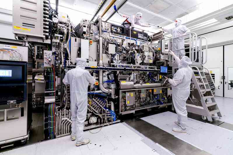 Huawei đạt đột phá trong nghiên cứu máy quang khắc EUV, mở đường cho việc tự sản xuất chip dưới 10nm - Ảnh 3. Huawei đạt đột phá trong nghiên cứu máy quang khắc EUV, mở đường cho việc tự sản xuất chip dưới 10nm - Ảnh 3.