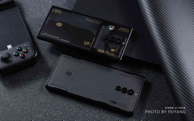 Red Magic 8 Pro ra mắt: Gaming phone có camera ẩn dưới màn hình, Snapdragon 8 Gen 2, giá từ 13,5 triệu đồng
