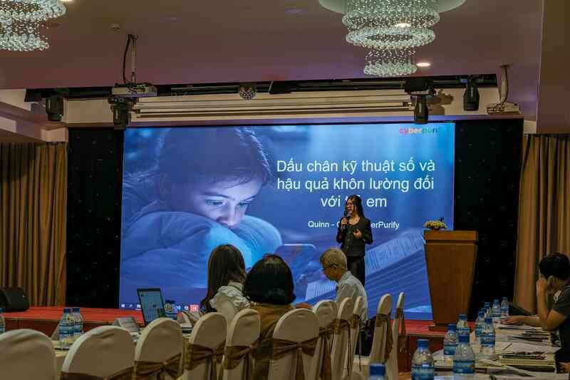 UNICEF: Việt Nam có 82% trẻ em trong độ tuổi 12-13 tuổi sử dụng Internet - Ảnh 3. UNICEF: Việt Nam có 82% trẻ em trong độ tuổi 12-13 tuổi sử dụng Internet - Ảnh 3.