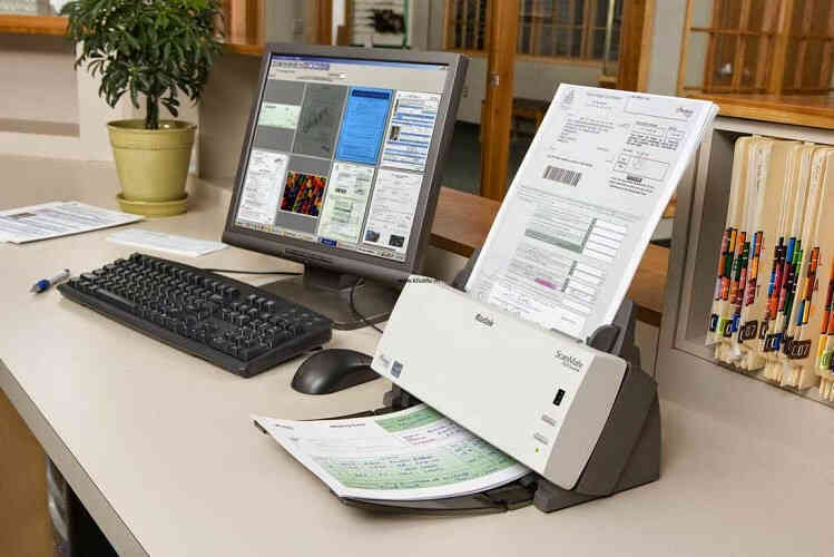 Doanh nghiệp vận hành tối ưu nhờ số hóa hồ sơ nhân sự