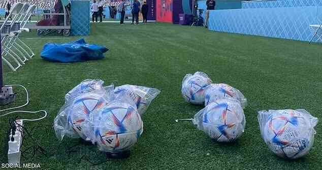 Lý do trái bóng World Cup 2022 phải sạc đầy pin trước mỗi trận đấu - Ảnh 2.
