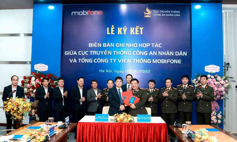 MobiFone và Cục Truyền thông CAND ký hợp tác chuyển đổi số