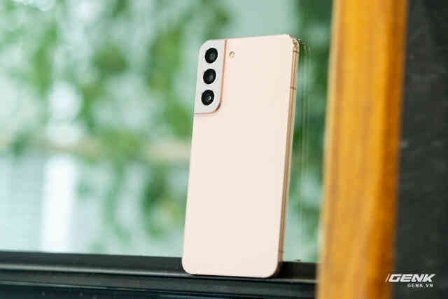 Đánh giá Samsung Galaxy S22 Plus: Sự an toàn - Ảnh 5. Đánh giá Samsung Galaxy S22 Plus: Sự an toàn - Ảnh 5.