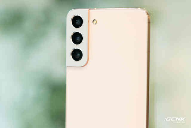 Đánh giá Samsung Galaxy S22 Plus: Sự an toàn - Ảnh 11. Đánh giá Samsung Galaxy S22 Plus: Sự an toàn - Ảnh 11.