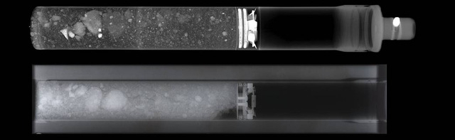 Chuẩn bị trở lại Mặt Trăng, NASA mở ống chứa mẫu đất đá do sứ mệnh Apollo 17 lấy về từ 50 năm trước