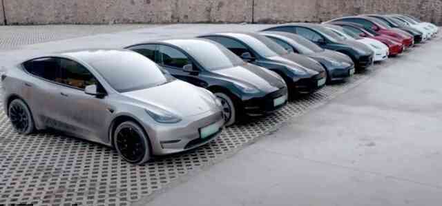 Ngôi làng Trung Quốc mua 40 xe điện Tesla để đi bán hàng rong