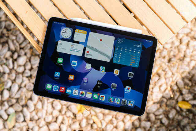 Ảnh thực tế iPad Air 5: Ngoại hình không đổi, chip M1 mạnh ngang iPad Pro - Ảnh 5. Ảnh thực tế iPad Air 5: Ngoại hình không đổi, chip M1 mạnh ngang iPad Pro - Ảnh 5.