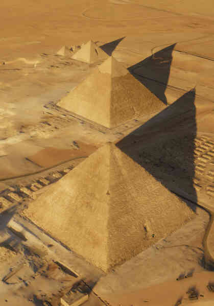 Tia vũ trụ tiết lộ bí ẩn về 2 căn phòng không có lối vào trên Kim tự tháp Giza - Ảnh 3. Tia vũ trụ tiết lộ bí ẩn về 2 căn phòng không có lối vào trên Kim tự tháp Giza - Ảnh 3.