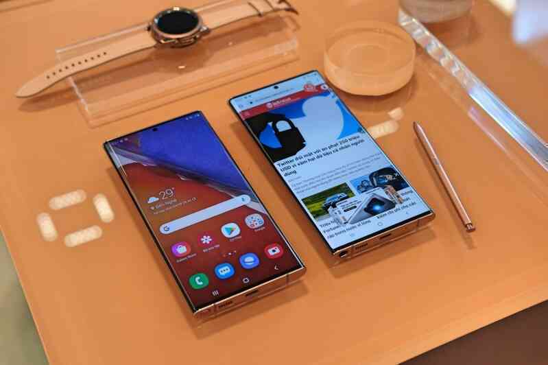 5 smartphone cao cấp giá tốt rất đáng xuống tiền