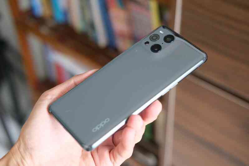 5 smartphone cao cấp giá tốt rất đáng xuống tiền