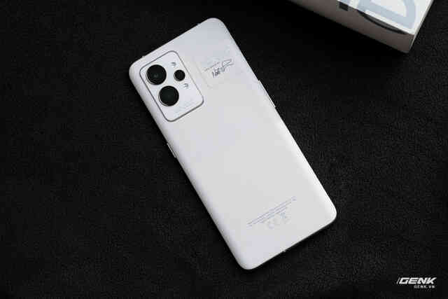 Chi tiết realme GT2 Pro: Những điều mà chưa smartphone nào làm được - Ảnh 14. Chi tiết realme GT2 Pro: Những điều mà chưa smartphone nào làm được - Ảnh 14.