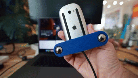 Suýt tìm được cách để vừa sạc vừa xài Magic Mouse 2, YouTuber phải đầu hàng trước "chiêu cuối" của Apple