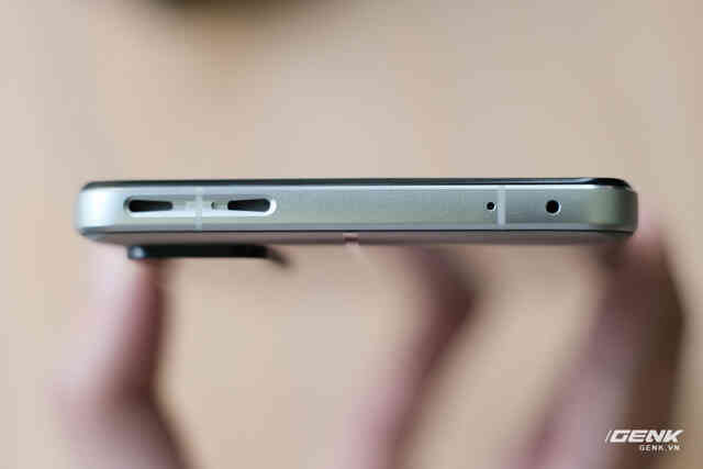 Trên tay Redmi K50 Gaming: Cấu hình Snapdragon 8 Gen 1 khủng, sạc siêu nhanh 120W, giá chỉ 13.5 triệu nhưng vẫn có một nhược điểm "chí mạng" cần khắc phục! - Ảnh 18. Trên tay Redmi K50 Gaming: Cấu hình Snapdragon 8 Gen 1 khủng, sạc siêu nhanh 120W, giá chỉ 13.5 triệu nhưng vẫn có một nhược điểm "chí mạng" cần khắc phục! - Ảnh 18.