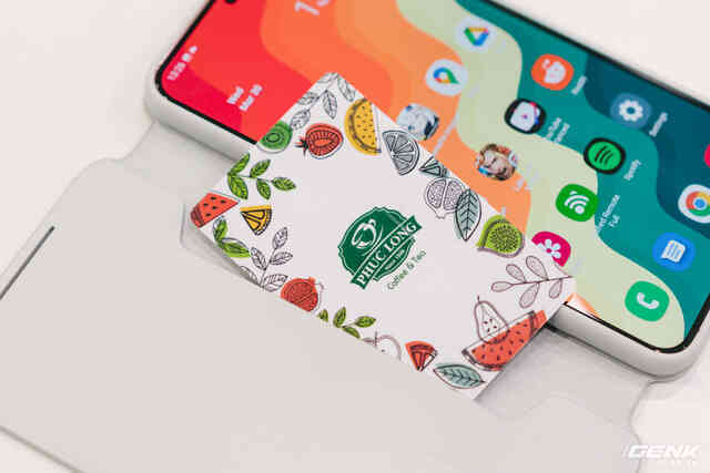 Ngắm nghía những ốp lưng thông minh của Galaxy S22 Series: Dày dặn, đẹp mắt và có thêm các tính năng đặc biệt - Ảnh 18.