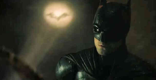 Nhóm YouTuber chế đèn Bat-Signal siêu to khổng lồ, chiếu được logo người dơi rõ mồn một lên bầu trời đầy sương như trong The Batman - Ảnh 1. Nhóm YouTuber chế đèn Bat-Signal siêu to khổng lồ, chiếu được logo người dơi rõ mồn một lên bầu trời đầy sương như trong The Batman - Ảnh 1.
