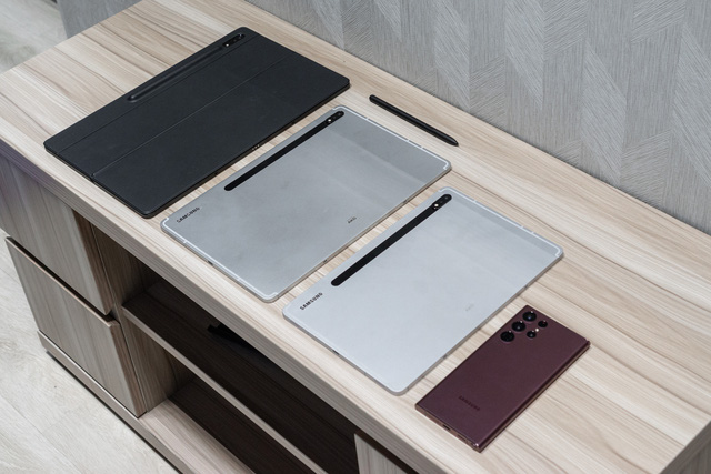 Máy tính bảng "thách thức mọi khuôn khổ" Galaxy Tab S8 Series chính thức lên kệ - Ảnh 2. Máy tính bảng "thách thức mọi khuôn khổ" Galaxy Tab S8 Series chính thức lên kệ - Ảnh 2.