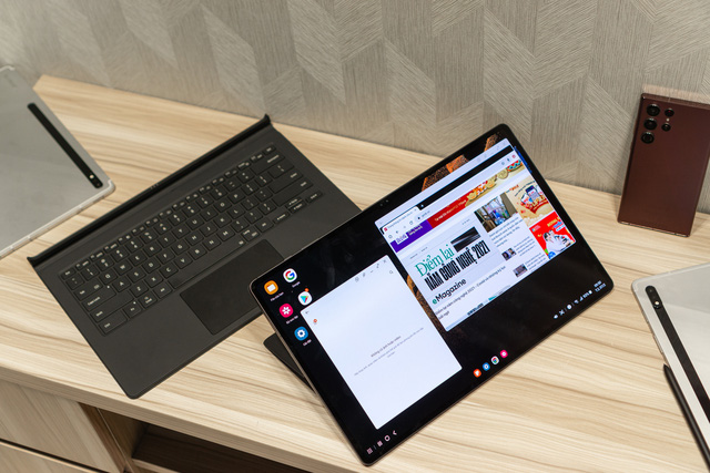 Máy tính bảng "thách thức mọi khuôn khổ" Galaxy Tab S8 Series chính thức lên kệ - Ảnh 4. Máy tính bảng "thách thức mọi khuôn khổ" Galaxy Tab S8 Series chính thức lên kệ - Ảnh 4.