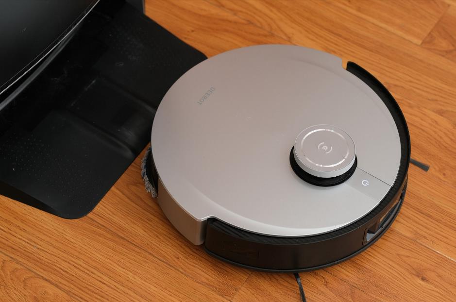 Trải nghiệm Ecovacs Deebot X1 Omni: Hút lau “thần sầu”, tự giặt giẻ và làm sạch bụi siêu tiện lợi, có trợ lý ảo cùng nhiều tính năng thông minh - Ảnh 3.