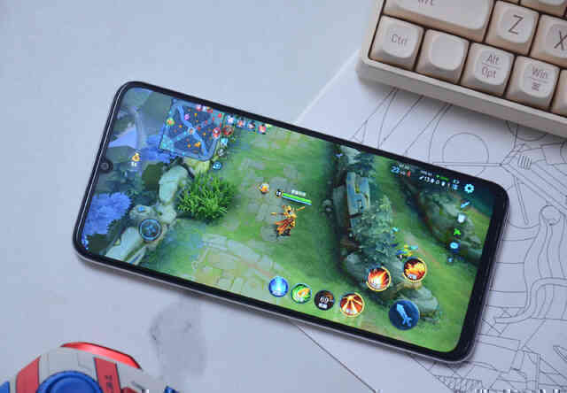 Honor ra mắt smartphone tầm trung thiết kế giống iPhone, giá chỉ 5 triệu đồng - Ảnh 8.