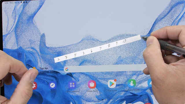 Kiểm chứng độ bền Galaxy Tab S8 Ultra: Mỏng hơn iPad nhưng bẻ không gãy - Ảnh 3. Kiểm chứng độ bền Galaxy Tab S8 Ultra: Mỏng hơn iPad nhưng bẻ không gãy - Ảnh 3.