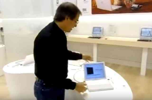  Bí ẩn đằng sau thành công của Apple Store: Doanh số trên mỗi m2 bằng hẳn 1 chiếc Mẹc, moi tiền khách hàng bằng trải nghiệm có 1-0-2 - Ảnh 3.