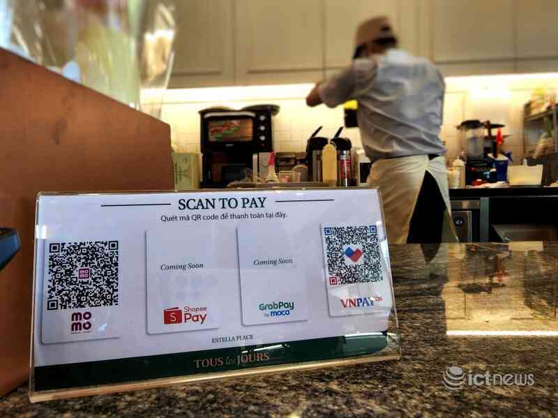 Doanh nghiệp fintech bước đi dò dẫm vì sợ 