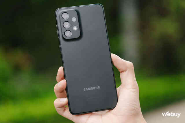 Đây là Galaxy A33 5G: Giá rẻ hơn A53, dùng chung chip Exynos 1280 nhưng liệu có đáng mua? - Ảnh 15. Đây là Galaxy A33 5G: Giá rẻ hơn A53, dùng chung chip Exynos 1280 nhưng liệu có đáng mua? - Ảnh 15.