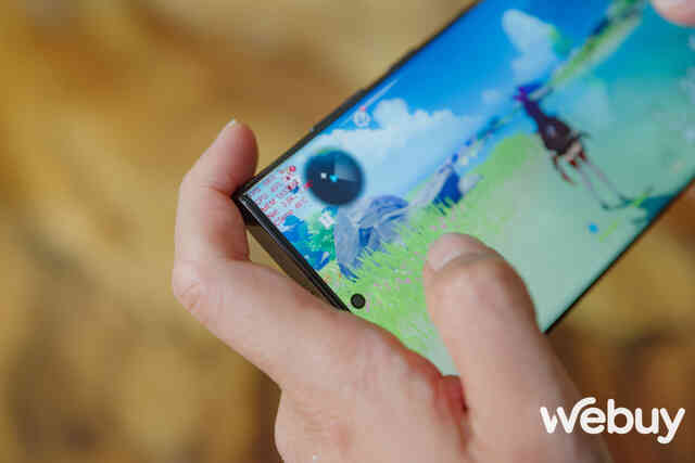 Cân "mượt" Genshin Impact max setting, Galaxy S22 Ultra 5G liệu có đủ trình? - Ảnh 7. Cân "mượt" Genshin Impact max setting, Galaxy S22 Ultra 5G liệu có đủ trình? - Ảnh 7.