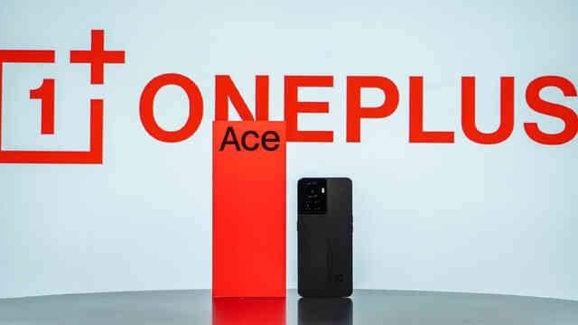 OnePlus Ace ra mắt với chip Dimensity 8100 Max, sạc siêu nhanh 150W, giá 9 triệu đồng