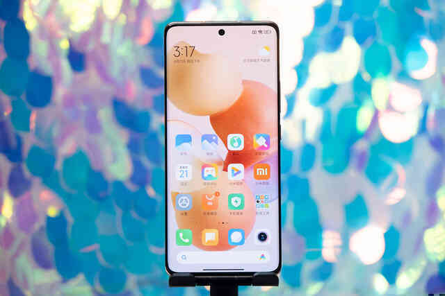 Xiaomi Civi 1S ra mắt: Snapdragon 778G+, camera selfie CyberFocus làm đẹp cực mượt, giá 8.2 triệu đồng - Ảnh 3. Xiaomi Civi 1S ra mắt: Snapdragon 778G+, camera selfie CyberFocus làm đẹp cực mượt, giá 8.2 triệu đồng - Ảnh 3.