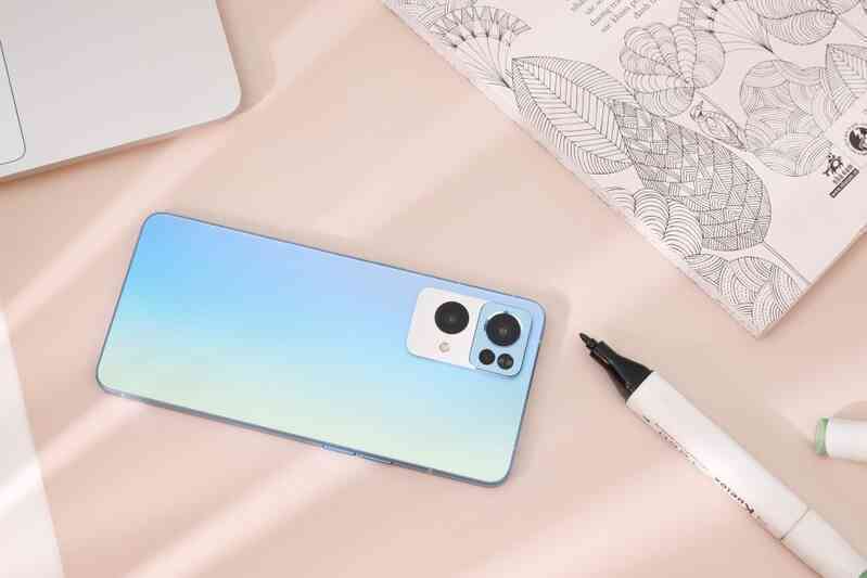 Oppo nhảy vào phân khúc cao cấp với Reno7 Pro 5G, giá 18,99 triệu đồng