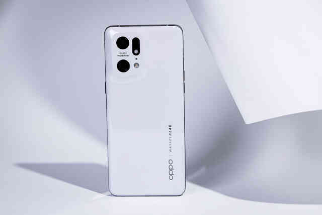 Chính thức: OPPO Find X5 Pro ra mắt tại VN ngày 5/5, giá đắt hơn Galaxy S22 Ultra?