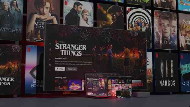 Status 5 năm trước của Netflix bị đào lại: ngày xưa nói chia sẻ password là yêu, sao giờ lại đòi thu thêm phí? - Ảnh 3. Status 5 năm trước của Netflix bị đào lại: ngày xưa nói chia sẻ password là yêu, sao giờ lại đòi thu thêm phí? - Ảnh 3.
