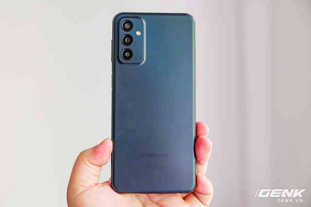 Trải nghiệm nhanh Galaxy M33/ M23 5G: Bình thì hạng M mà rượu lại loại A - Ảnh 4. Trải nghiệm nhanh Galaxy M33/ M23 5G: Bình thì hạng M mà rượu lại loại A - Ảnh 4.