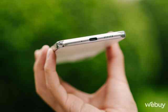 Đánh giá Galaxy A73: Đã đến lúc Samsung cần mạnh tay hơn? - Ảnh 3.