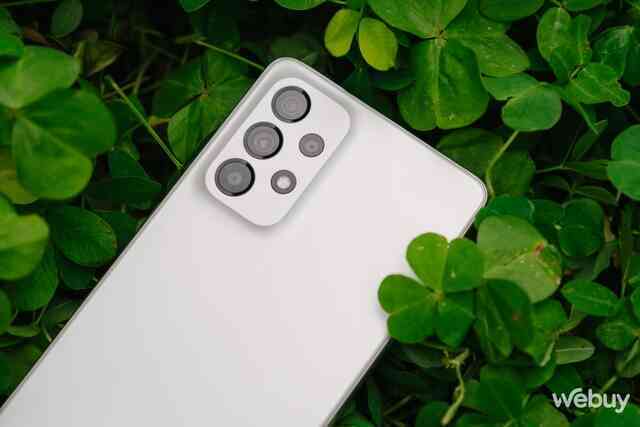 Đánh giá Galaxy A73: Đã đến lúc Samsung cần mạnh tay hơn? - Ảnh 8. Đánh giá Galaxy A73: Đã đến lúc Samsung cần mạnh tay hơn? - Ảnh 8.