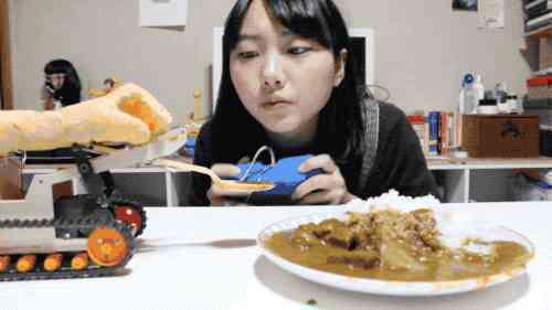 Thánh nữ Nhật Bản chuyên phát minh ra những "cỗ máy" vô dụng, nhưng vui - Ảnh 4. Thánh nữ Nhật Bản chuyên phát minh ra những "cỗ máy" vô dụng, nhưng vui - Ảnh 4.