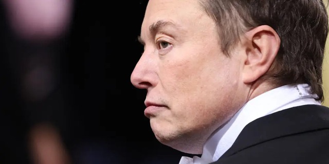 Elon Musk chê người Mỹ luôn 'cố tránh đi làm', không bằng công nhân Trung Quốc 'chẳng ngại vào ca lúc 3 giờ sáng' - Ảnh 1.