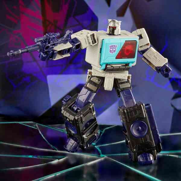 Hé lộ những hình ảnh đầu tiên của mẫu đồ chơi Transformer tiếp theo: Blaster, nhưng là phiên bản phản diện