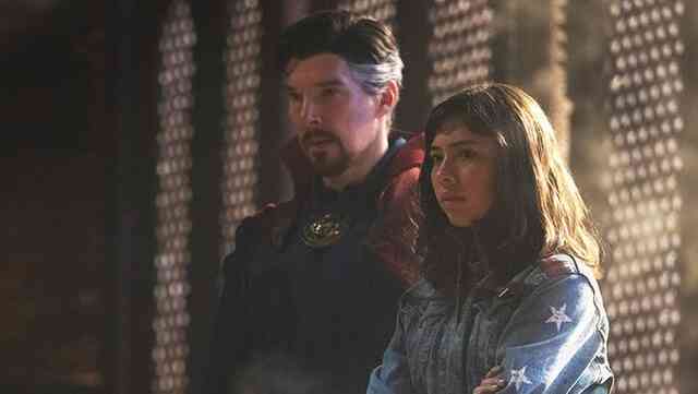 Những câu hỏi khiến fan phải vò đầu bứt tai mà Doctor Strange 2 để lại - Ảnh 5. Những câu hỏi khiến fan phải vò đầu bứt tai mà Doctor Strange 2 để lại - Ảnh 5.